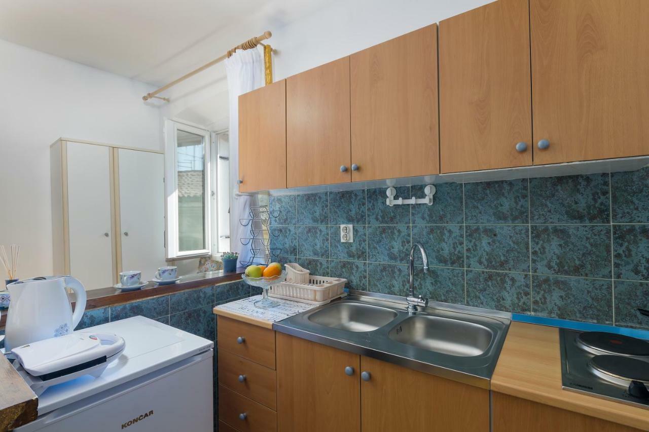 Studio Apartman Ela PUY 외부 사진